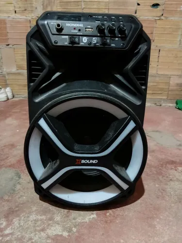 Vendo essa caixa de som