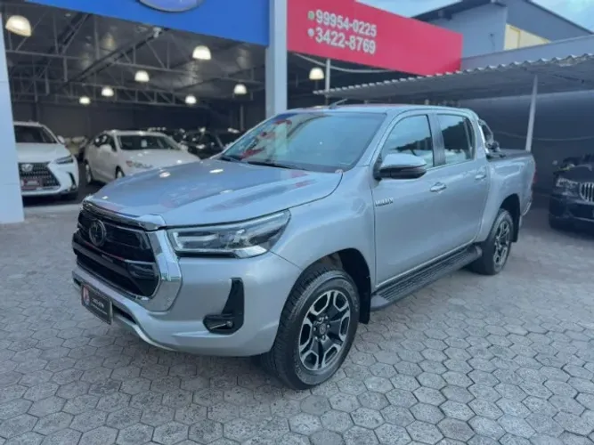 Toyota Hilux CD SRX 4X4 2.8 TDI 16V Diesel Aut. 2021