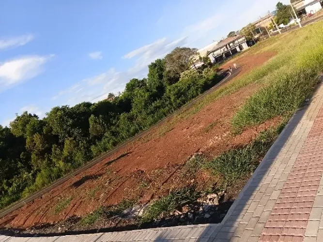 Excelente Terreno de Alto Padrão em Loteamento Gardens Bairro Parque Chapecó 362 m² 