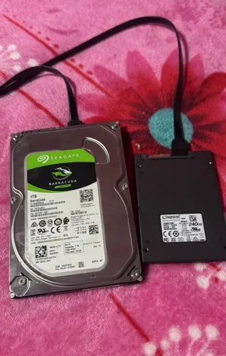 HD Seagate BarraCuda 1TB + SSD Kingston A400 240GB SATA III