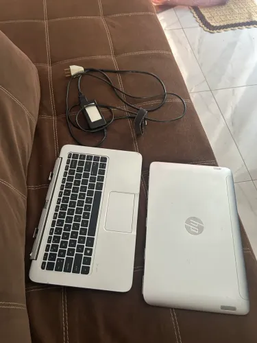 Ótima oportunidade Notebook 2 em 1 em pleno funcionamento!