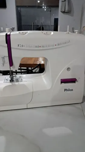 Máquina de costura Philco