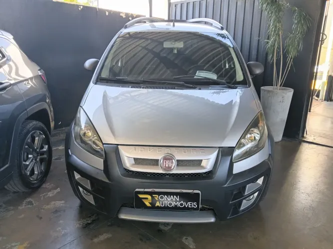 Fiat Idea Adv./ Adv.lock.dualogic 1.8 Flex 5P 2012