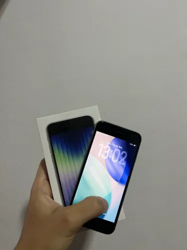 Iphone SE 3 geração (2022) 5G - 64 GB