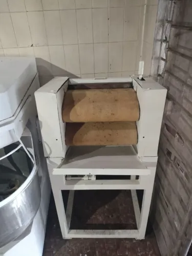 Modeladora (Equipamentos para Padaria)