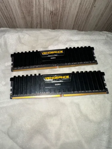 Memória ram 8gb cada 3000 mhz ddr4