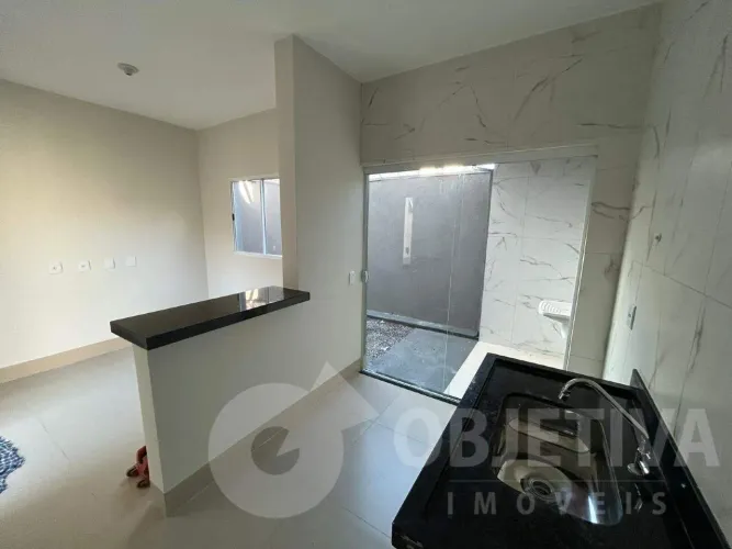 Casa à venda, 2 quartos, 1 suíte, 1 vaga, MORUMBI - UBERLANDIA/MG