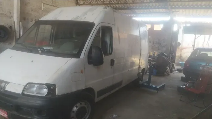Peugeot Boxer 2.3 Furg.tb Dies. Med/ Longot.alto 2011