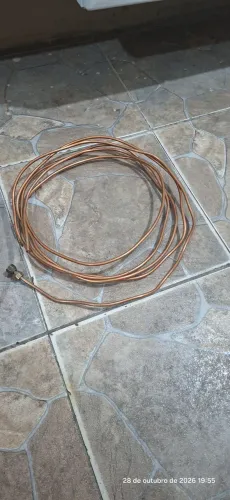 Tubo de cobre usado de 3/8" e 1/4"