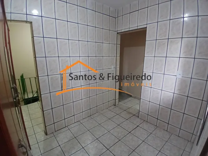 CASA COM 02 QUARTOS, SALA E COZINHA - JD. CAMPANÁRIO!