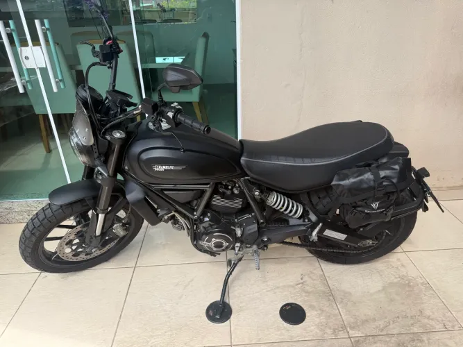 Ducati Scrambler Icon 2021