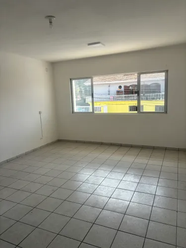 ALUGA SE SALA COMERCIAL SOBRELOJA XAXIM