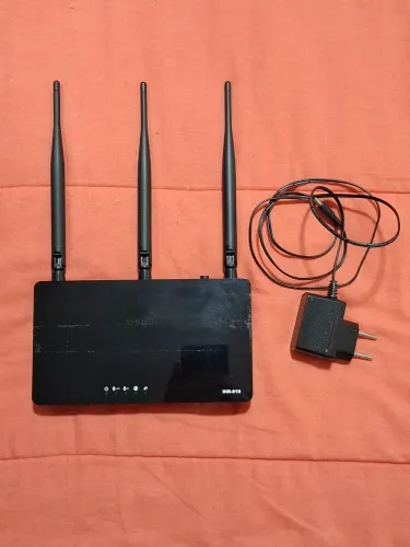 Roteador D-Link DIR-819 
