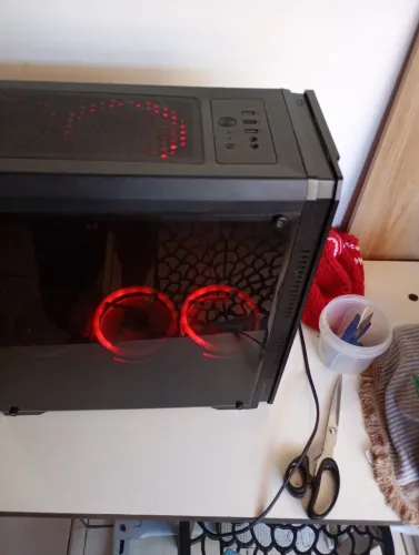 Gabinete gamer  com coolers 