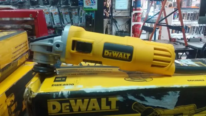Esmerilhadeira 800w 4.1/2 DWE4020 Dewalt