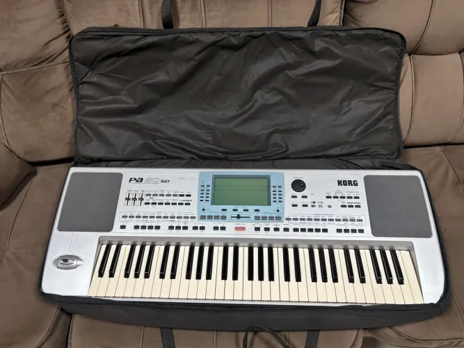 Teclado Korg pa50 sd
