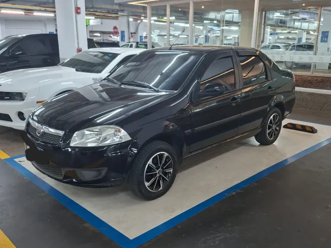 Fiat Siena EL Celeb. 1.4 MPI Fire Flex 8V 4P 2013