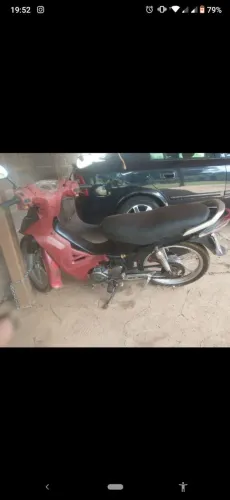 Moto Zig 100 arrumar partida e carburador e sair andando, ou retirada de peças.