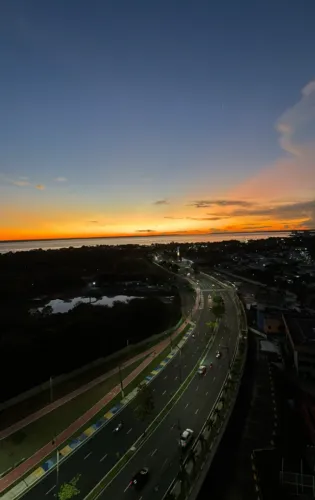 Viva o privilégio de morar com a melhor vista de Manaus.