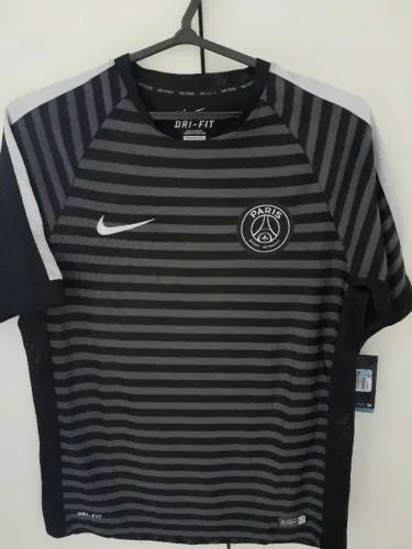 Camisa Futebol PSG, nova, dri-fit, tam M.