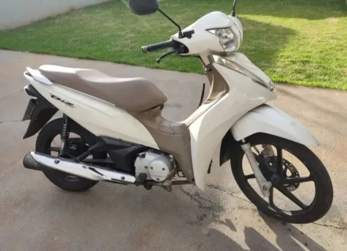 Biz branca 125