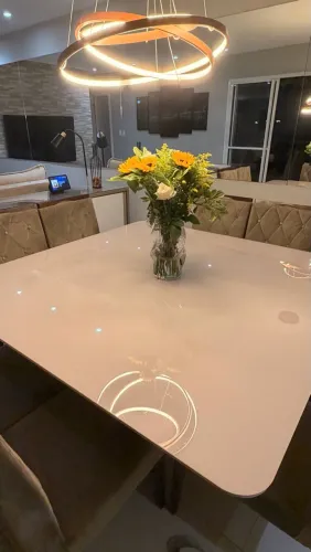 Mesa de jantar 8 lugares - Madeira e Suede