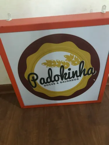 Três painéis luminosos para seu negócio 