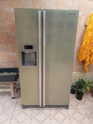 Geladeira Samsung duas Portas 
