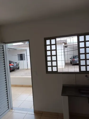 ALUGUEL KITNET LUZIÂNIA-GO, CONDOMÍNIO FECHADO, AOS FUNDOS DO QUARTEL DA PM