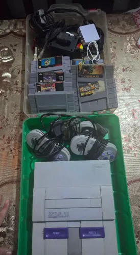 SUPER NINTENDO COMPLETO + 6 JOGOS E ACESSÓRIOS - R$ 900