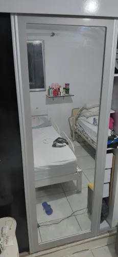 Espelho com moldura de alumínio e MDF 180X55
