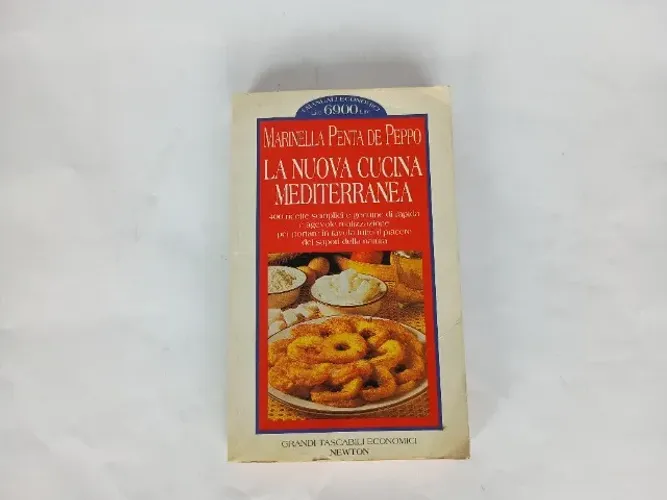Livro La Nuova Cucina Mediterranea - Marinella Penta de Peppo - Em espanhol