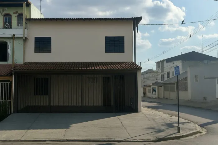 Imóvel Comercial para Venda em Brasília, Riacho Fundo I, 2 dormitórios, 3 banheiros, 1 vag