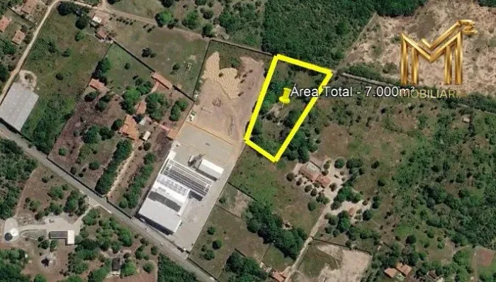 Terreno de Esquina com 7.000 m² (70x100m) no Eusébio  Próximo à Estrada do Fio