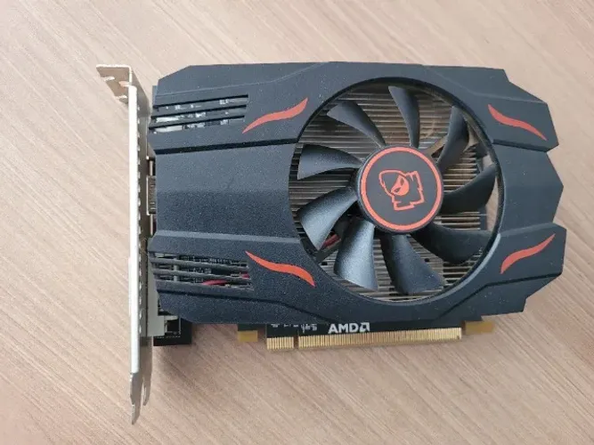 Placa de Vídeo RX 550 4GB, GDDR5