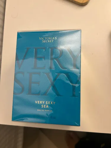 Perfume VS original