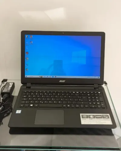 Acer Aspire ES1-572 Notebook i3 6ª Geração 8GB RAM SSD 240GB Tela 15,6" HD