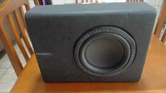 Caixa  Falcon Evolution 08 polegadas 200W RMS - Usada