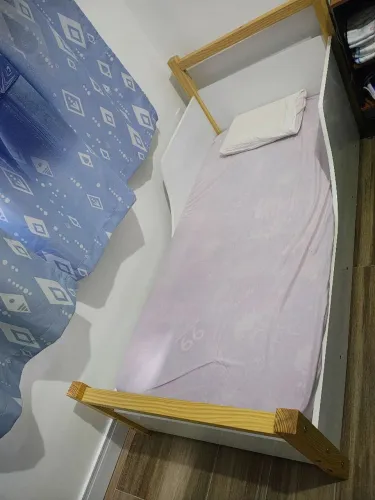 Cama infantil com colchão