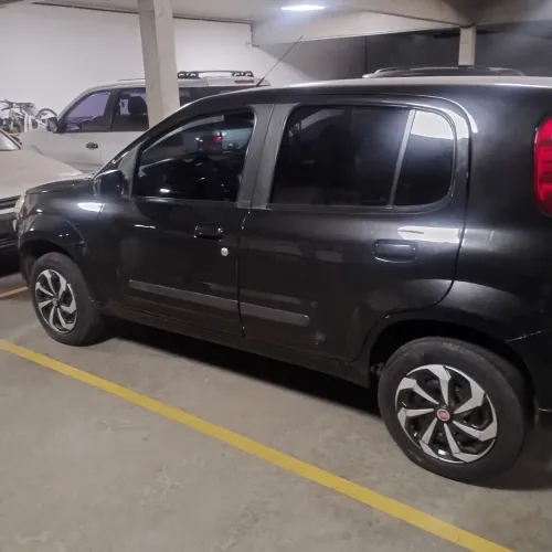 Fiat Uno Vivace Celeb. 1.0 EVO F.flex 8V 5P 2011