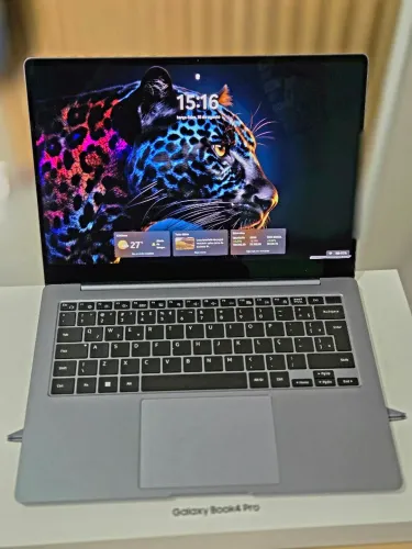 Samsung Galaxy Book 4 PRO
