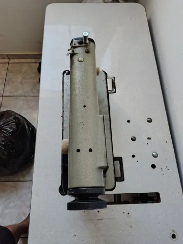 Vendo máquina de costura industrial 