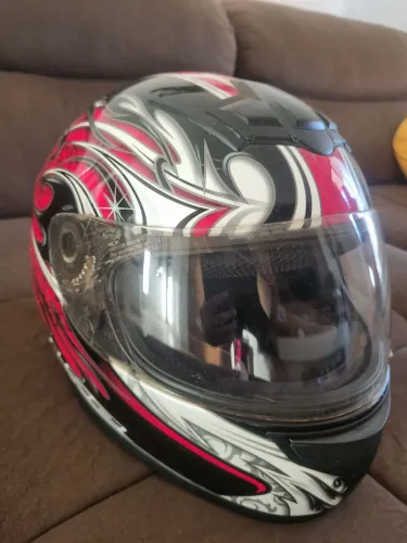 VENDO CAPACETE LS2