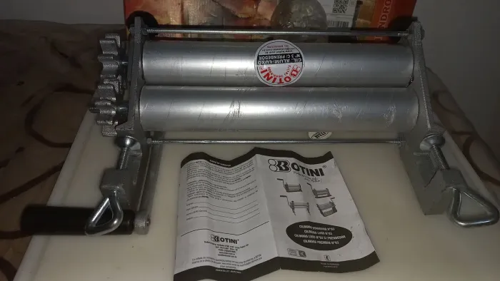 Cilindro manual modelador de massas BOTINI.