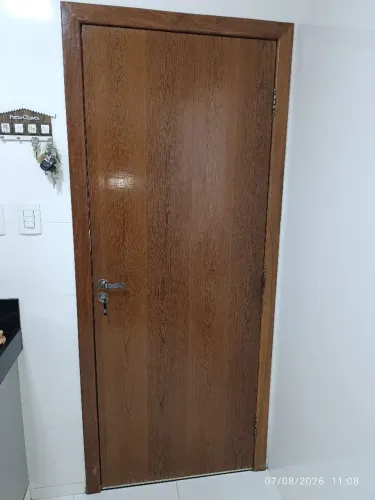 Porta completa cor cumarú