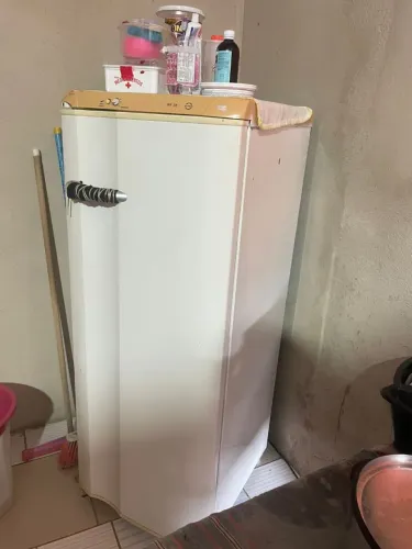 Geladeira usada 