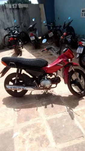 Quero só trocar em alguma moto com tanque 