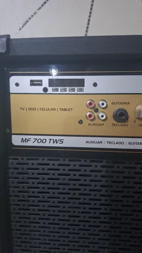 Vendo Caixa de som amplificada