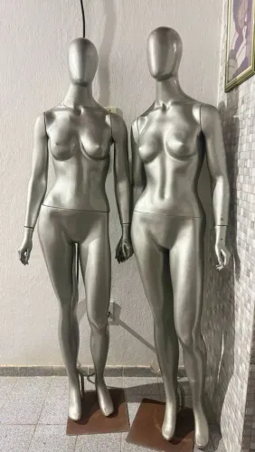 Manequins