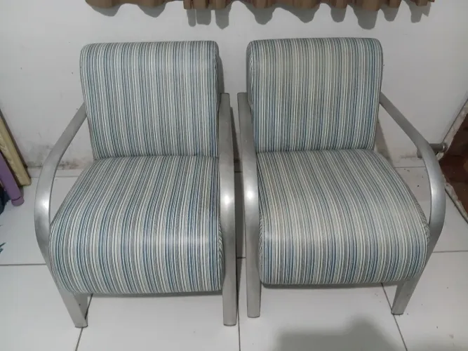 2 Poltronas com Braço para Salão de Beleza ou Casa Azul Listrado Aceito Oferta